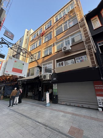 İSTANBUL KARTAL'DA 3 M2 SATILIK HİSSELİ BÜRO&OFİS
